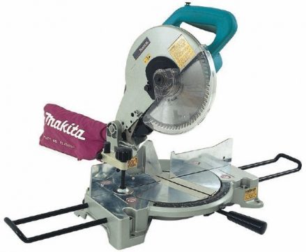 Торцовочная пила Makita LS1040 в прокат в Воронеже. У нас лучшая цена за сутки! Возможность взять в аренду с выгодной скидкой до 40% при экспресс доставке 24/7. И помните, ночью стоимость еще дешевле на 30%! #арендапрокат #виброплита #выгодно